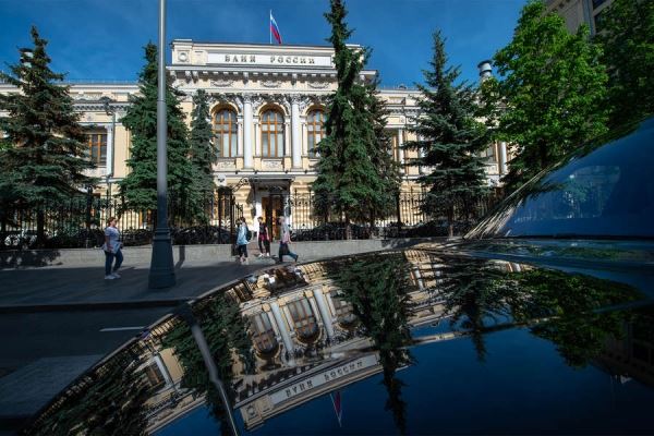 ЦБ: около 20 российских банков с базовой лицензией открыли корсчета за рубежом 
