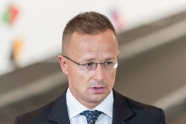 Глава МИД Венгрии Сийярто счел контракт с «Газпромом» обеспечивающим безопасность страны 