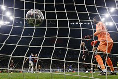 «Интер» обыграл «Милан» в первом полуфинальном матче Лиги чемпионов