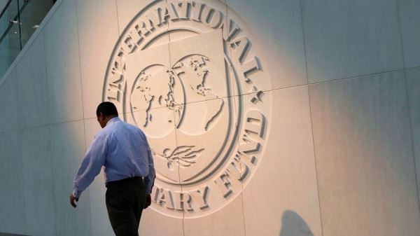 МВФ потребовал от Пакистана увеличить размер кредита до $8 млрд для уплаты внешнего долга 