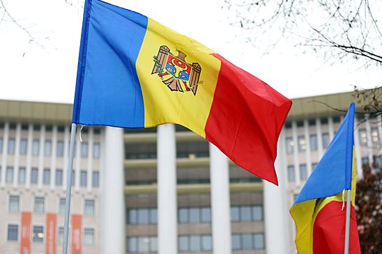 Парламент Молдавии одобрил выход из соглашения о работе в стране телекомпании "Мир"
