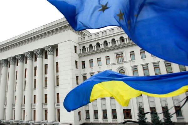 РИА Новости: страны ЕС запросили компенсацию поставок боеприпасов Украине на €650 млн 