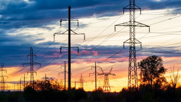 «Укрэнерго» призвала граждан Украины экономить электроэнергию в вечерние часы 